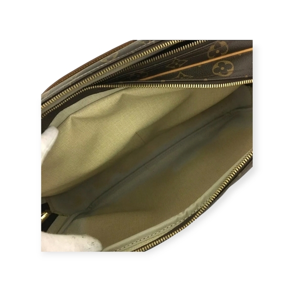 Louis Vuitton Reporter GM Monogram Crossbody Shoulder Bag - Picture 5 of 12